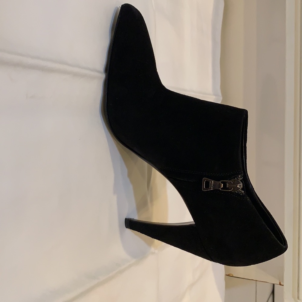Prada black suede bootie. Sz 36. Amazing ! - Picture 4 of 13